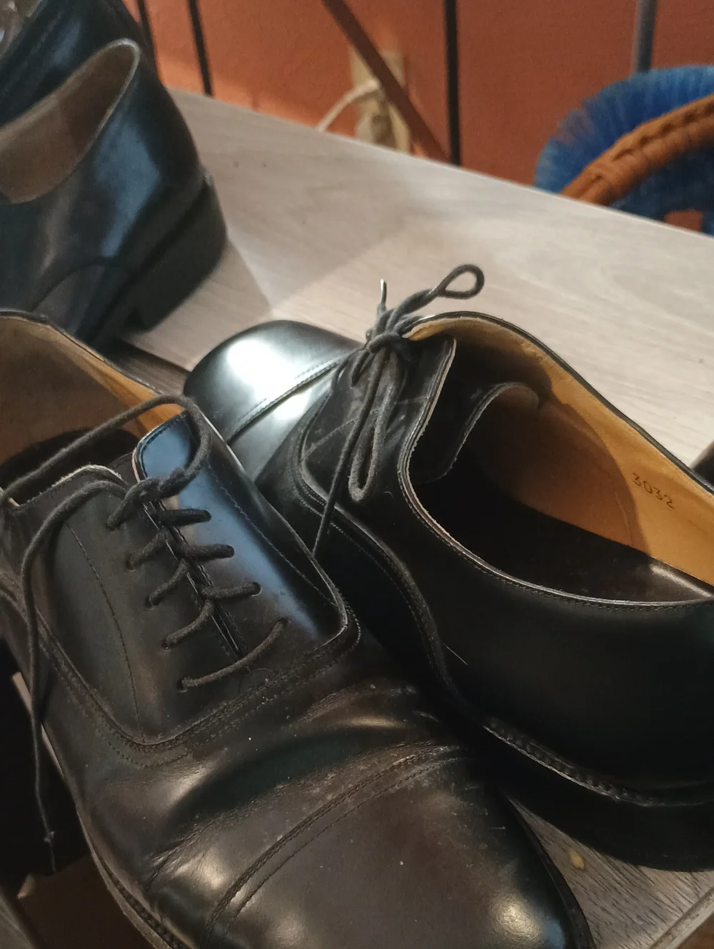 To Boot Black Leather Cap-Toe Derbys (218)